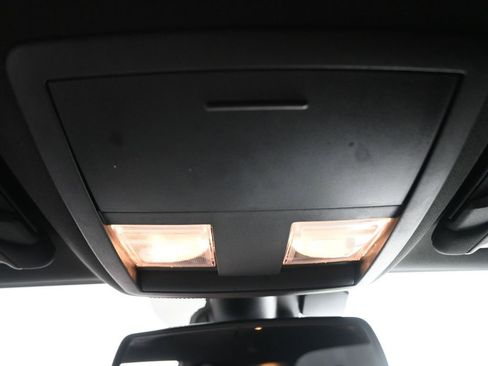 Used 2023 Dodge Challenger SXT w/ Blacktop Package image 12