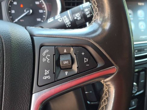 Used 2019 Buick Encore Preferred AWD/4WD image 26