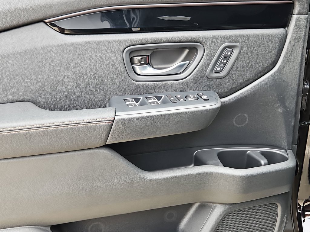 New 2026 Honda Pilot TrailSport image 11