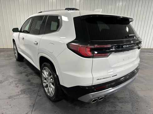 Used 2025 GMC Acadia Denali w/ Super Cruise Package image 3