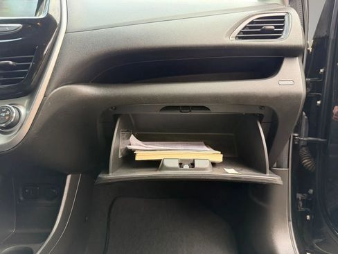 Used 2018 Chevrolet Spark LS image 32