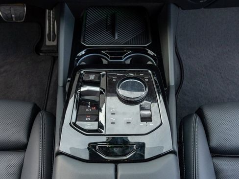 Used 2024 BMW 530i xDrive w/ M Sport Package image 27