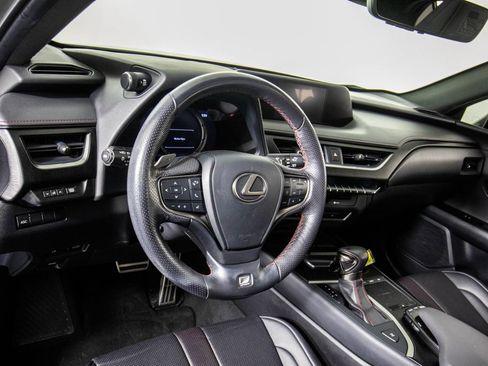 Used 2019 Lexus UX 200 F Sport w/ F Sport Premium Package FWD image 18