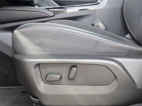 Used 2023 Buick Envision Preferred image 23