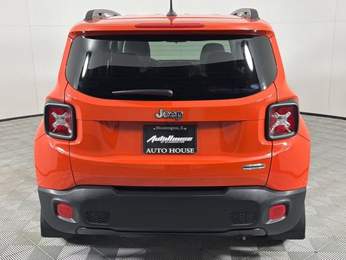 Used 2015 Jeep Renegade Latitude w/ Cold Weather Group image 6