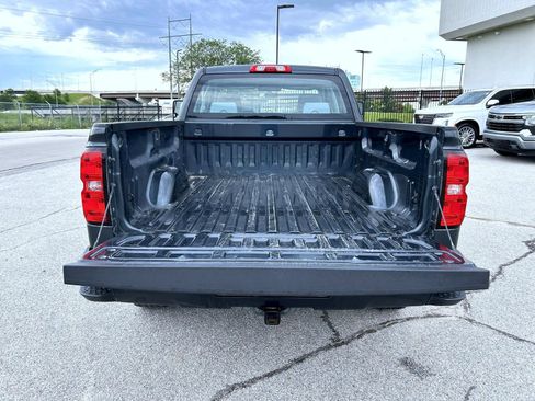 Used 2017 Chevrolet Silverado 1500 W/T AWD/4WD image 21