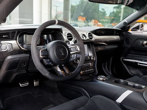 Used 2022 Ford Mustang Shelby GT500 w/ Technology Package RWD image 47