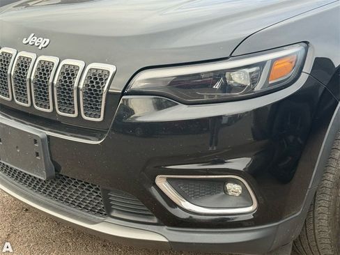 Used 2019 Jeep Cherokee Limited w/ Luxury Group image 8