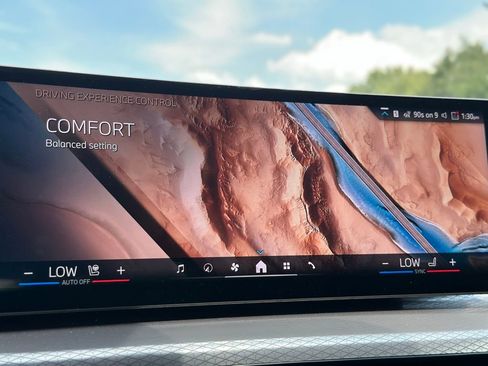 New 2025 BMW 330i xDrive 330i xDrive image 46