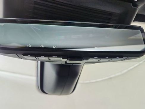 Used 2023 Land Rover Range Rover SE image 55