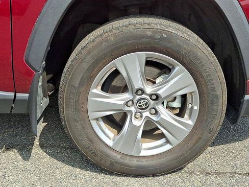 Certified 2024 Toyota RAV4 LE AWD/4WD image 8