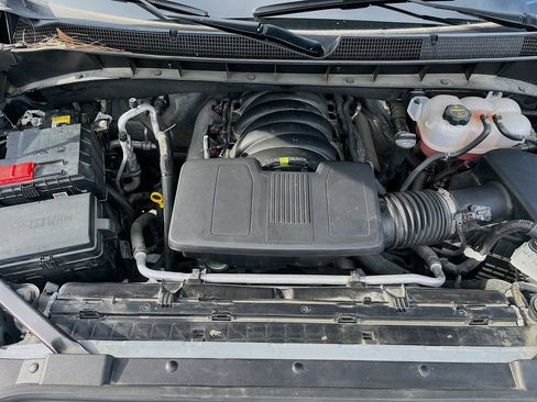 Used 2025 Chevrolet Silverado 1500 RST AWD/4WD image 9