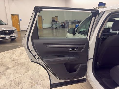 Used 2024 Honda CR-V EX image 14