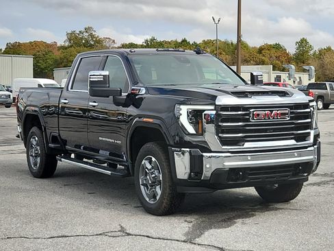 New 2026 GMC Sierra 2500 SLT w/ SLT Convenience Package AWD/4WD image 3