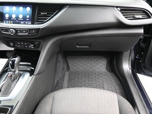 Used 2019 Buick Regal Preferred w/ Sights and Sounds Package AWD/4WD image 46