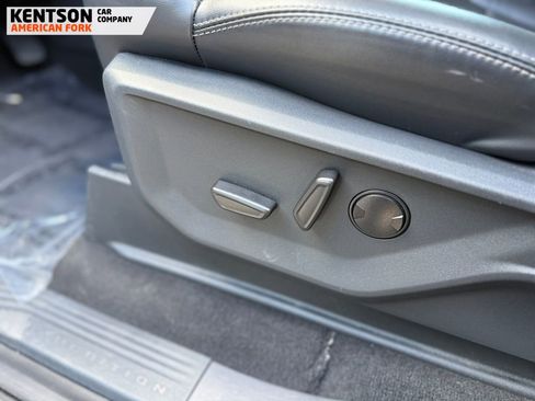 Used 2025 Ford Expedition Max Platinum AWD/4WD image 33