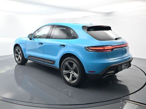 Used 2023 Porsche Macan image 3