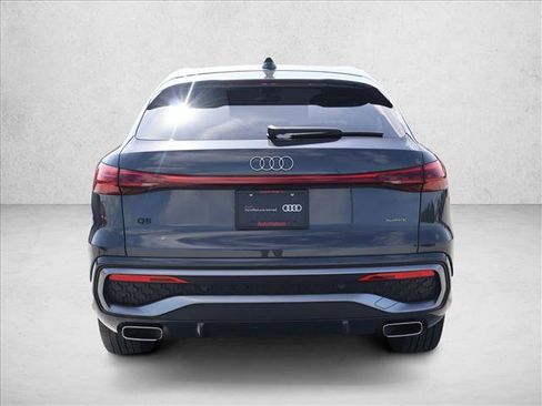 Certified 2025 Audi Q5 Premium w/ Convenience Package AWD/4WD image 8