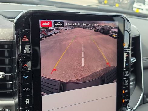 New 2025 RAM 2500 Laramie AWD/4WD image 16