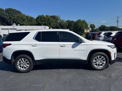 Used 2022 Chevrolet Traverse LS