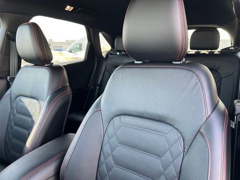 Certified 2023 Ford Escape ST-Line Elite w/ Premium Technology Package image 13