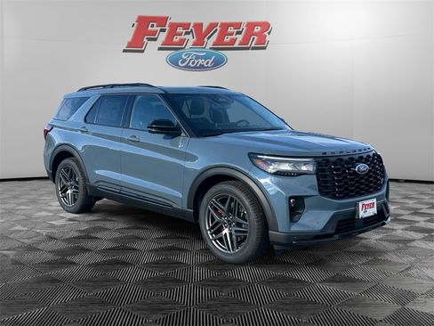 New 2026 Ford Explorer ST w/ Sun And Sound Package image 7