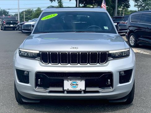 Certified 2023 Jeep Grand Cherokee L Overland AWD/4WD image 3