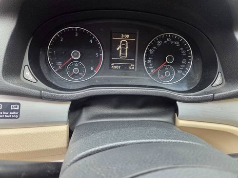 Used 2013 Volkswagen Passat TDI SE FWD image 11