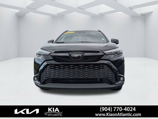 Used 2024 Toyota Corolla Cross AWD Hybrid w/ Convenience Package image 8
