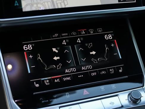 Used 2021 Audi A7 e Prestige w/ Prestige Package image 28