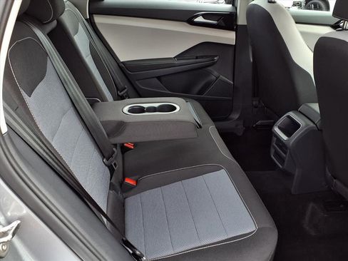 Certified 2025 Volkswagen Taos S image 21