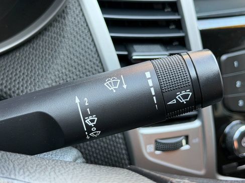 Used 2012 Chevrolet Cruze LT image 28