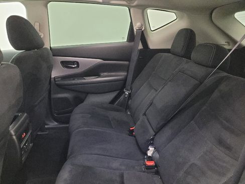 Used 2022 Nissan Murano S image 18