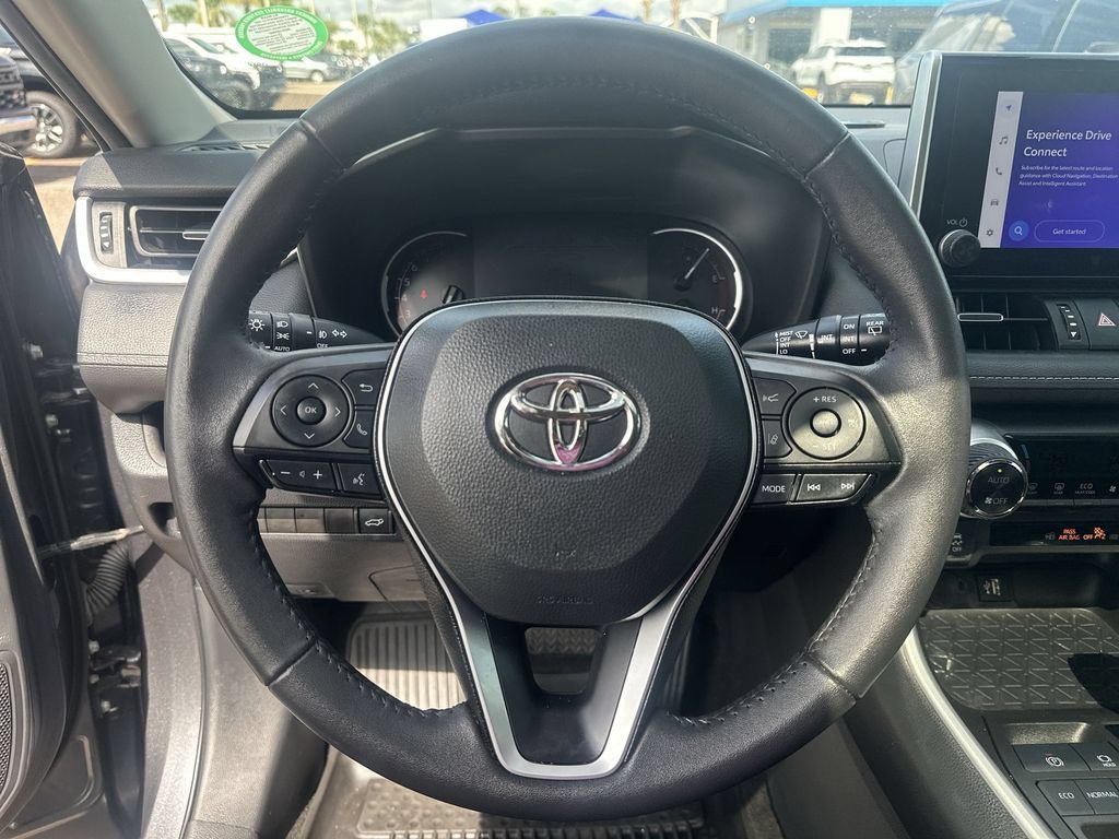 Used 2023 Toyota RAV4 XLE Premium FWD image 22