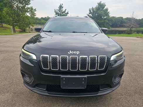 Used 2020 Jeep Cherokee Latitude Plus w/ Comfort/Convenience Group AWD/4WD image 12