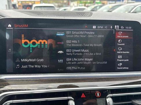 Used 2019 BMW X5 xDrive40i w/ Premium Package 2 AWD/4WD image 44
