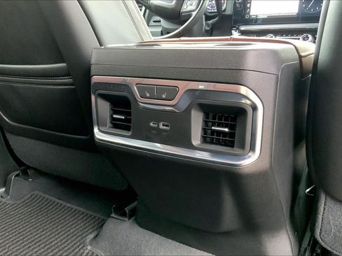 Used 2024 GMC Sierra 2500 Denali Ultimate AWD/4WD image 36