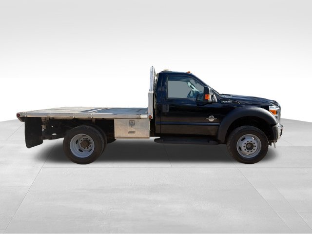 Used 2016 Ford F550 4x4 Regular Cab Super Duty image 2