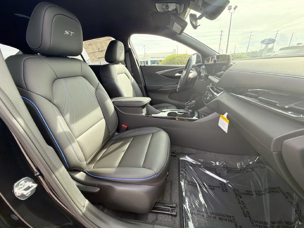 New 2026 Buick Envista Sport Touring w/ Convenience I Package FWD image 11