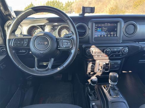 Used 2021 Jeep Gladiator Sport image 15