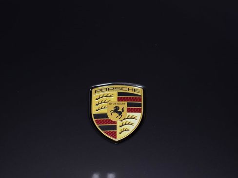 Used 2025 Porsche Cayenne image 14