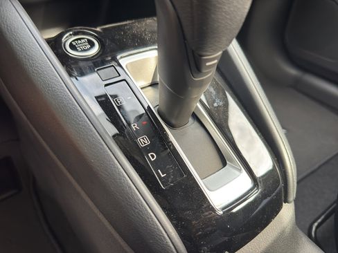 New 2025 Nissan Versa SV w/ Trunk Package image 27