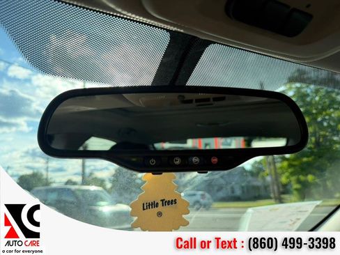 Used 2013 Chevrolet Impala LTZ FWD image 26