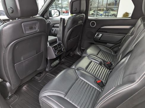 Used 2023 Land Rover Discovery S R-Dynamic image 35
