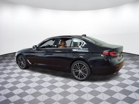 Used 2023 BMW 530i xDrive w/ Premium Package image 3