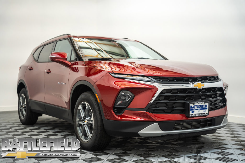 New 2026 Chevrolet Blazer LT w/ Sound & Technology Package AWD/4WD image 1