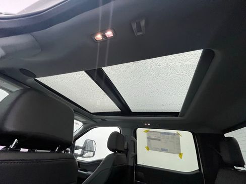 New 2026 Ford F350 Lariat w/ Black Appearance Package image 7