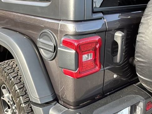 Used 2020 Jeep Wrangler Unlimited Rubicon image 35