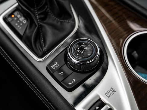 Used 2018 INFINITI Q50 Luxe w/ Essential Package (3.0T Luxe) image 26