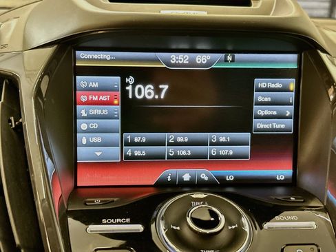 Used 2015 Ford Escape Titanium AWD/4WD image 21